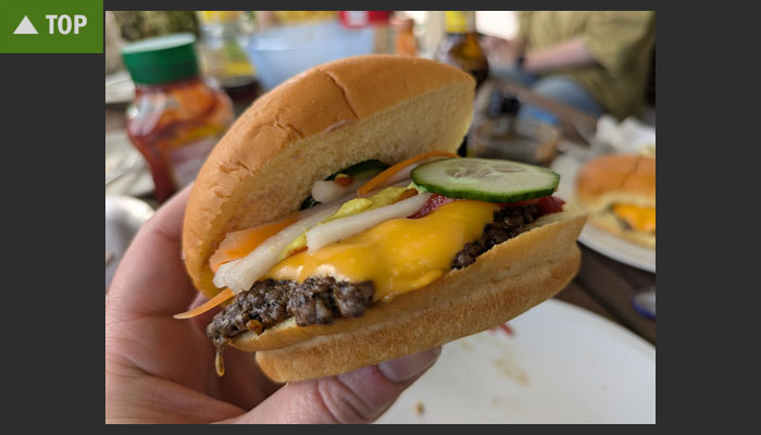   Genießbar aussehender Burger  
